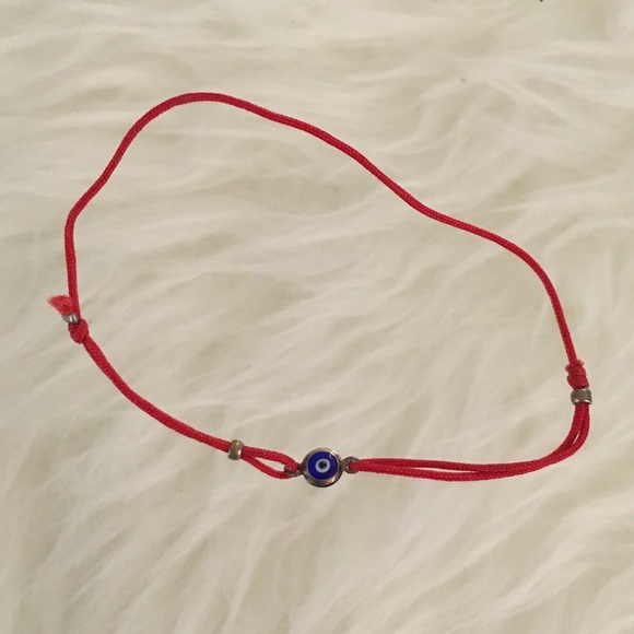 Jewelry - EYE BRACELET ON RED STRING